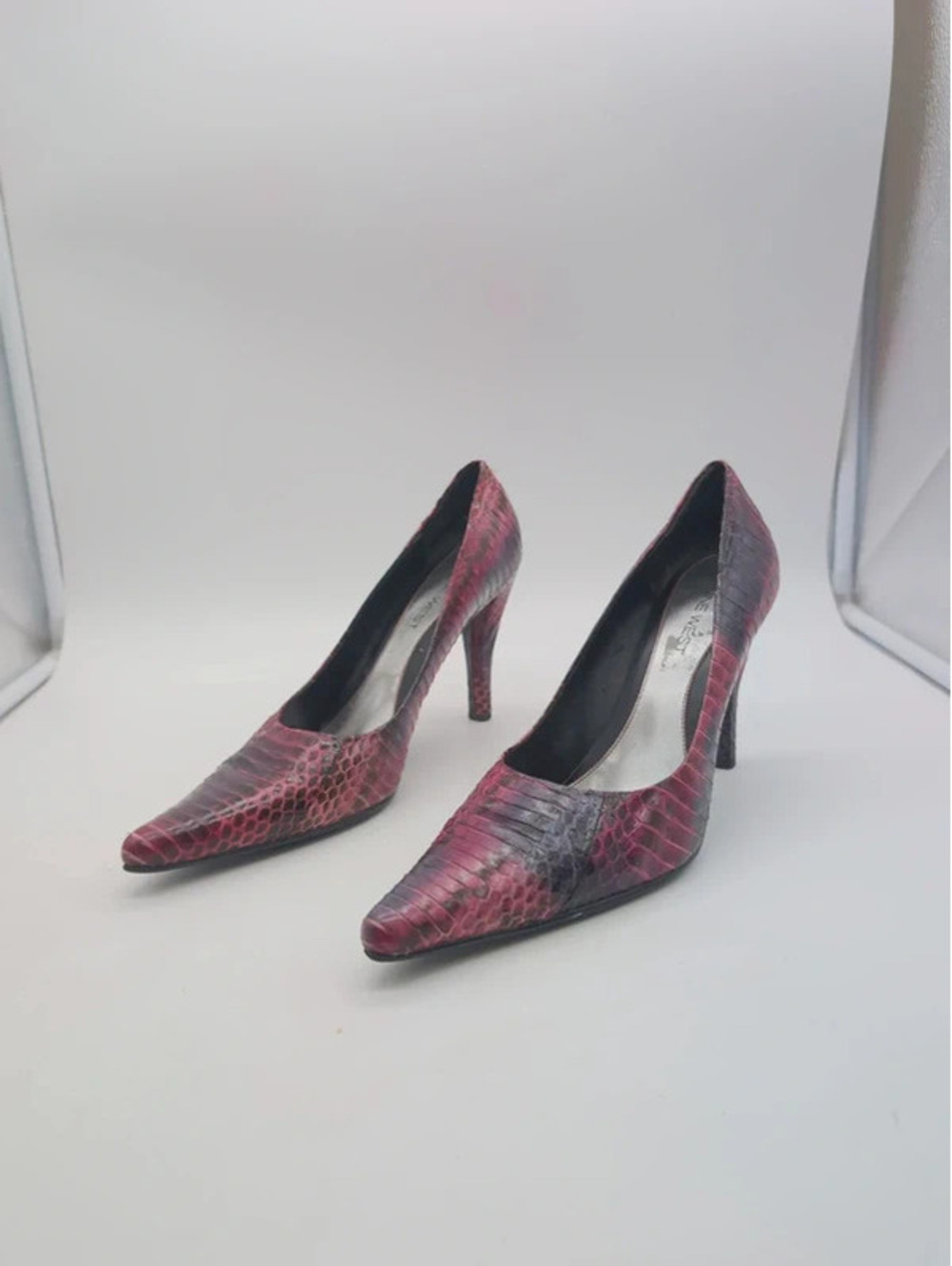 Nine West Snake Print Leather Pointed Toe Pumps Burgundy Pink Sz 10M